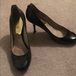 MICHAEL Michael Kors black patent heels